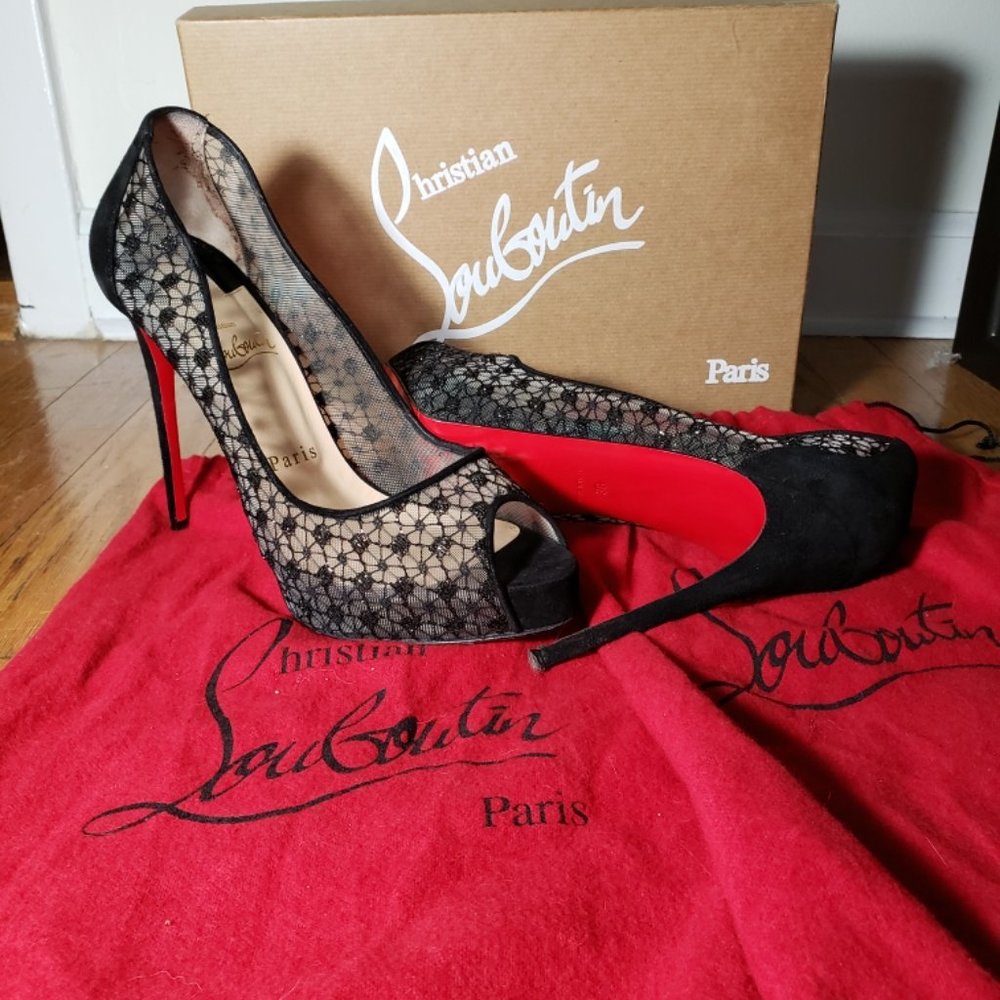 Christian Louboutin Very Lace (height 120) red bottom heels